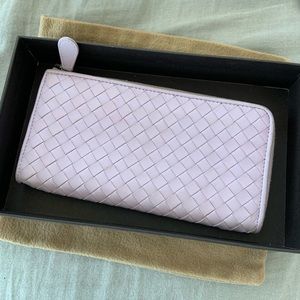 Bottega Veneta Intreciatto Wallet Lilac